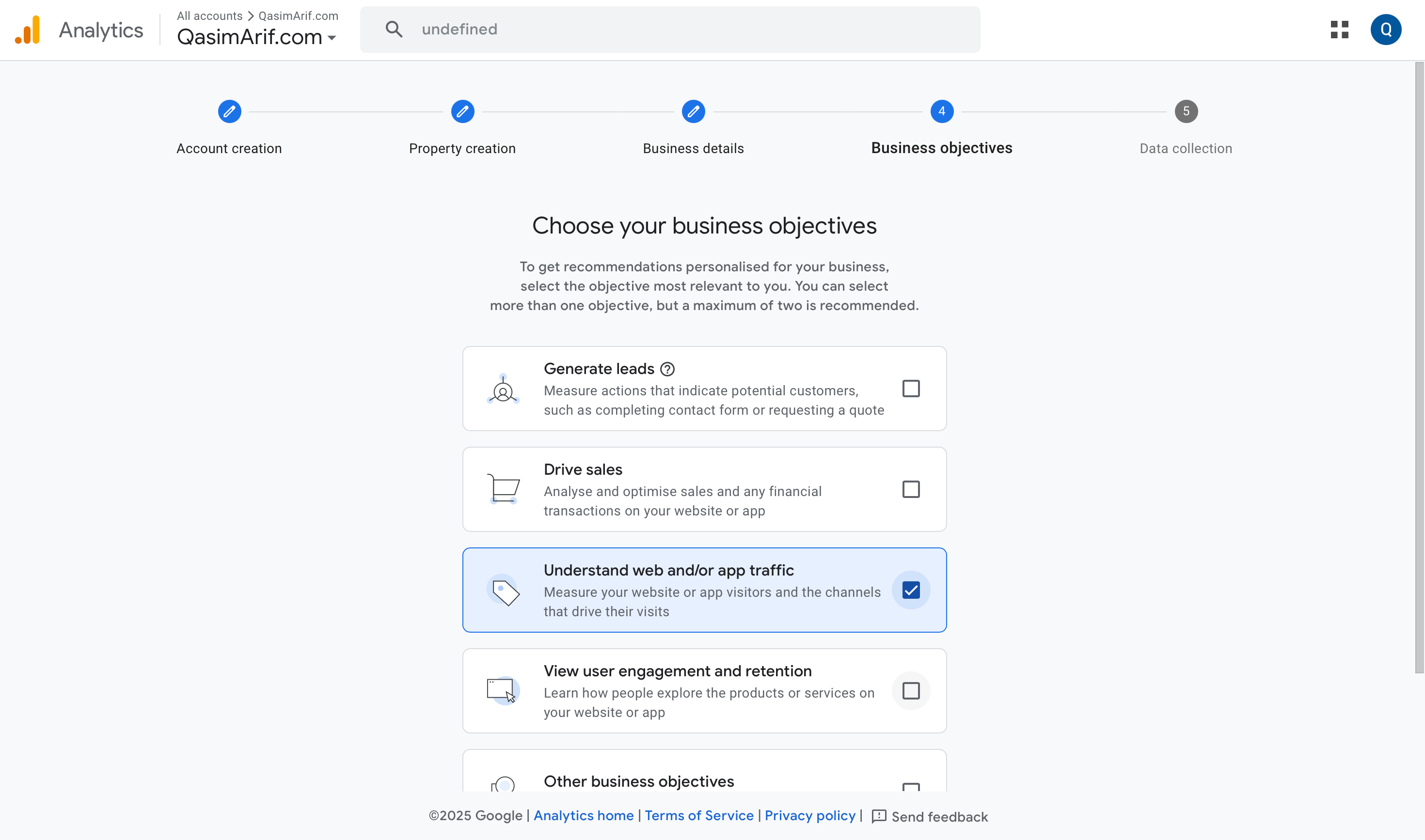 A screen showing the different business objectives you can choose in GA4, such as 'Generate leads' and 'Examine user behaviour'.